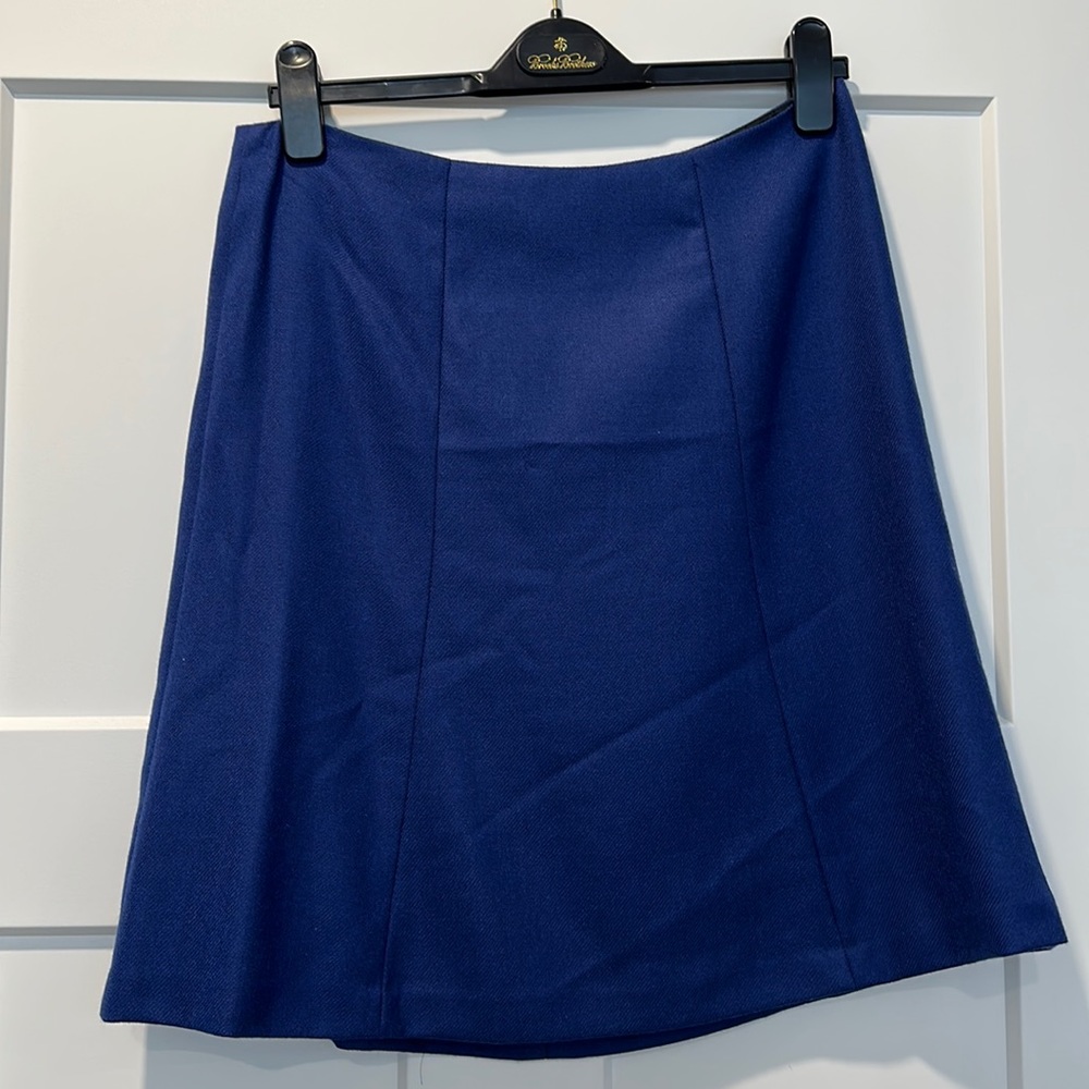 Brooks Brothers skirt size 6 beautiful blue